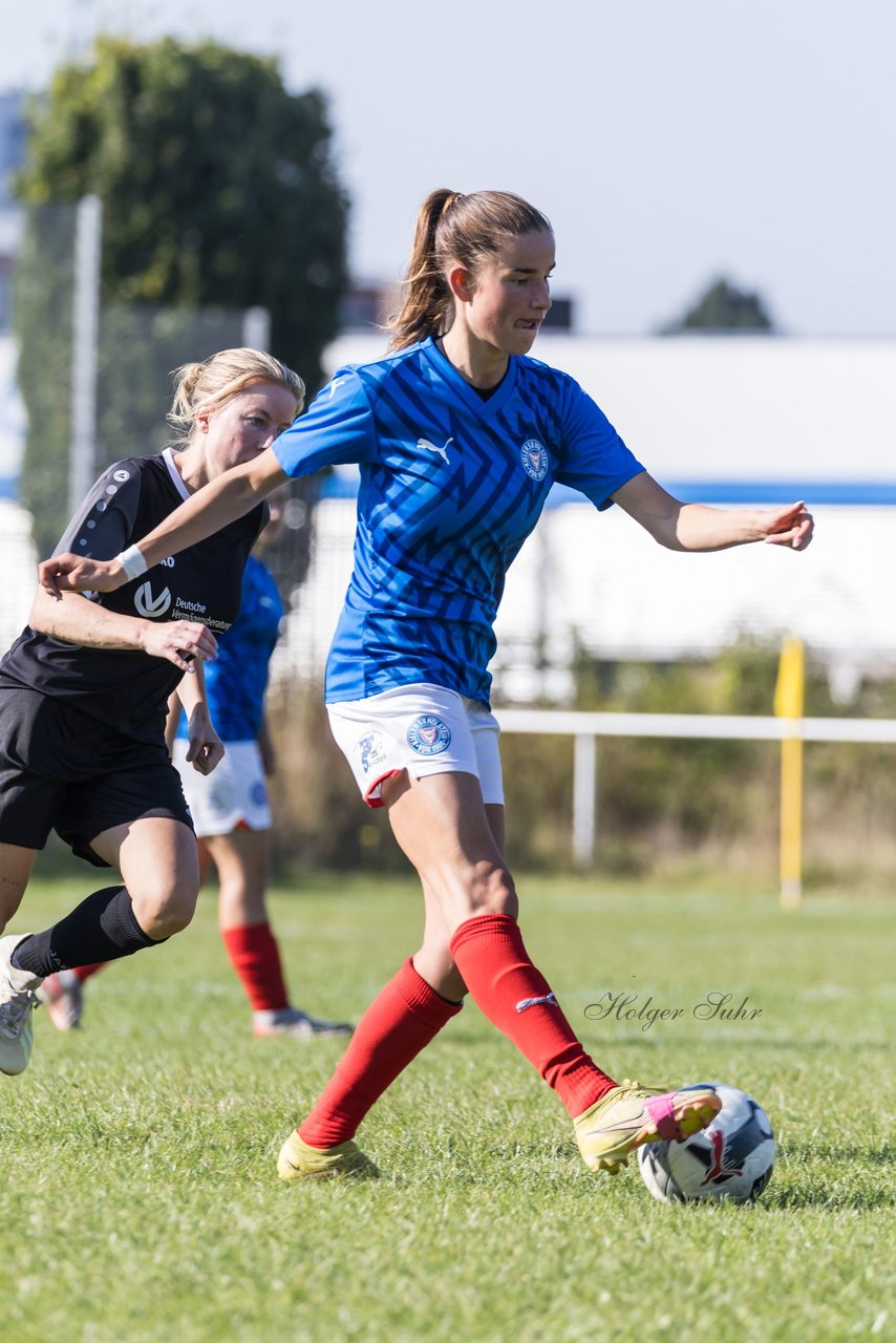 Bild 236 - F Holstein Kiel 2 - SSG Rot-Schwarz Kiel 2 : Ergebnis: 5:0